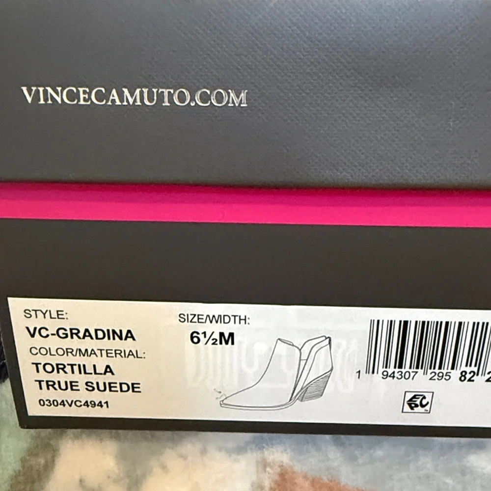 Vince Camuto Women's Tortilla Suede Ankle Booties - Picture 5 of 6